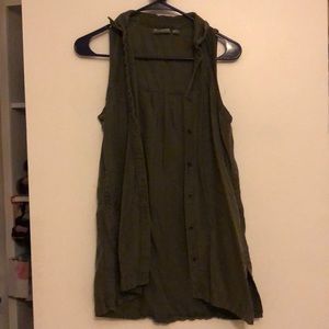 ATHLETA XS army green button up vest/tank